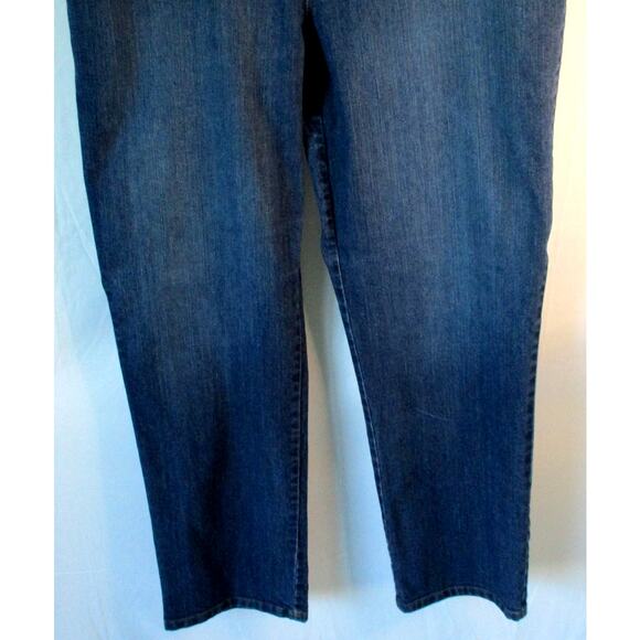 Gloria Vanderbilt Women's Mid Rise Dark Wash Straight Leg Blue Jeans Size 18 - Picture 3 of 9